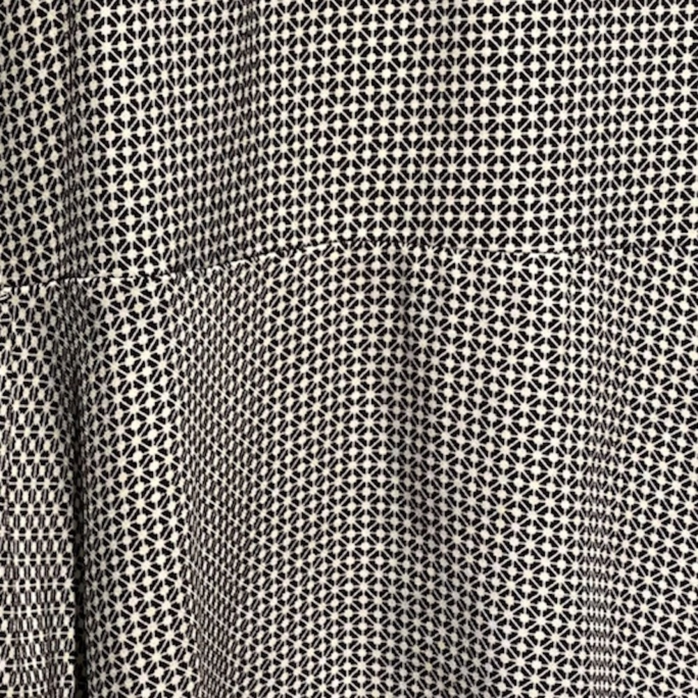 🄷&🄼 Geometric Pattern Dress with Ruffle Hem - Picture 6 of 9